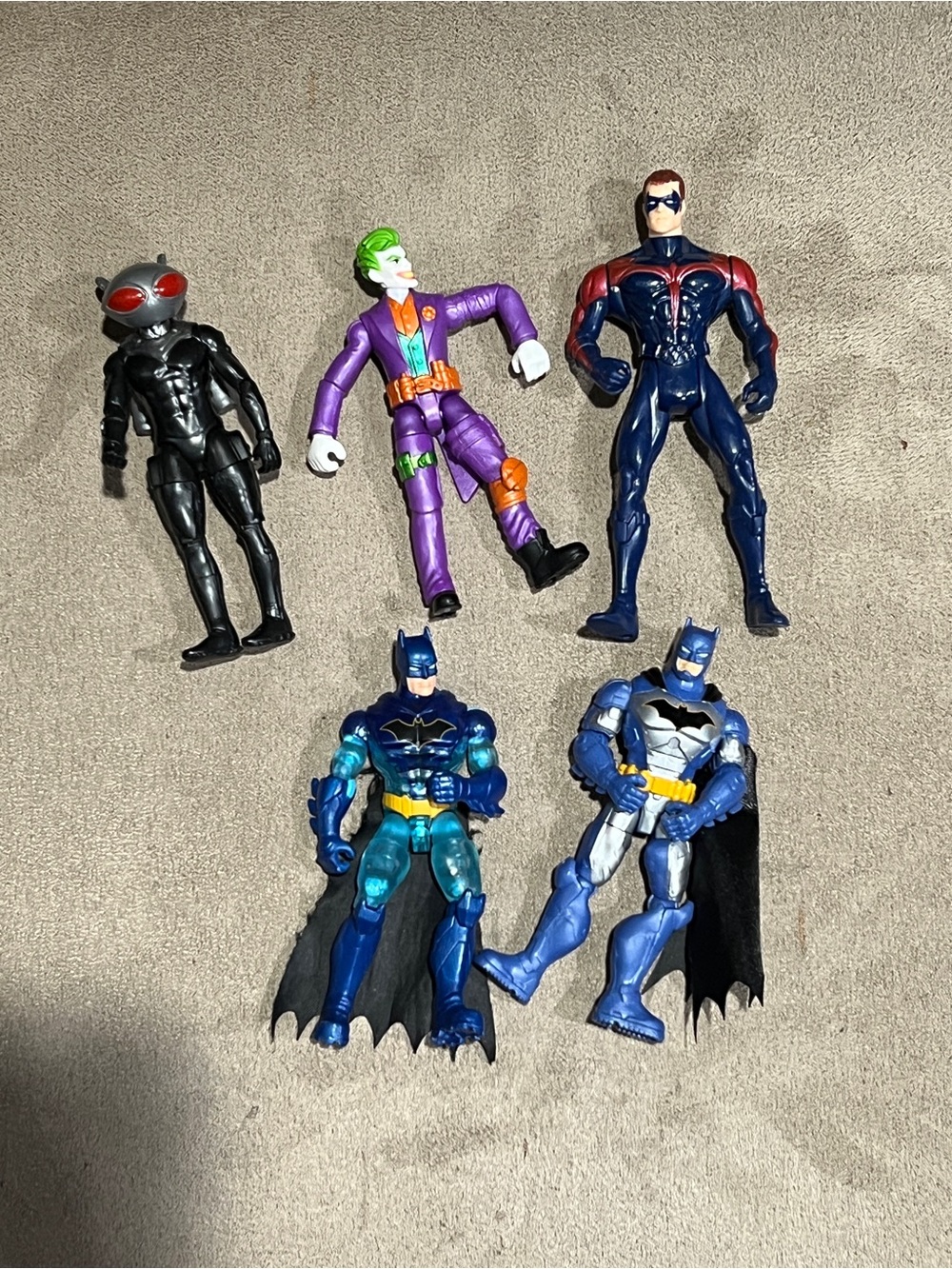 DC Comics 4” figure lot of 5 Batman Robin Joker Mantis Figures